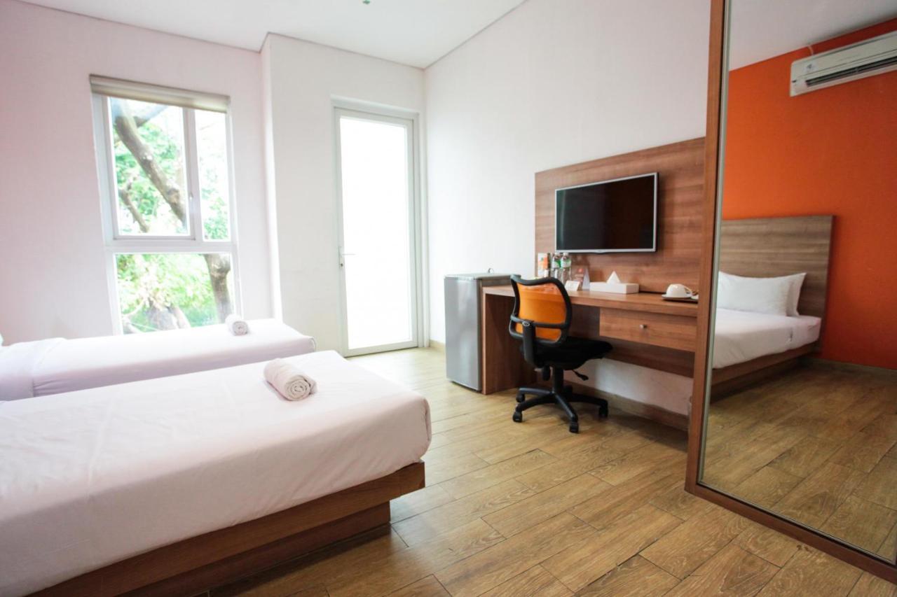 Legreen Suite Kuningan Giacarta Esterno foto