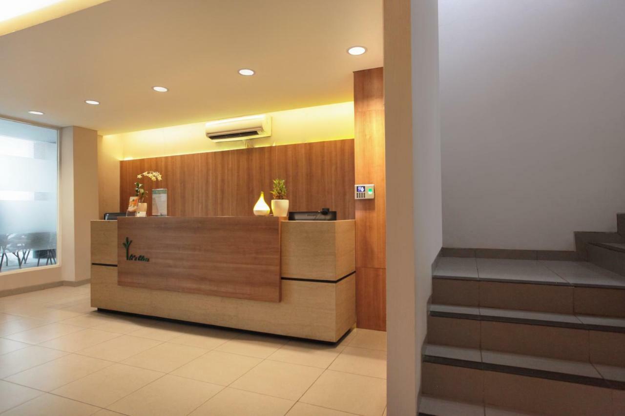 Legreen Suite Kuningan Giacarta Esterno foto