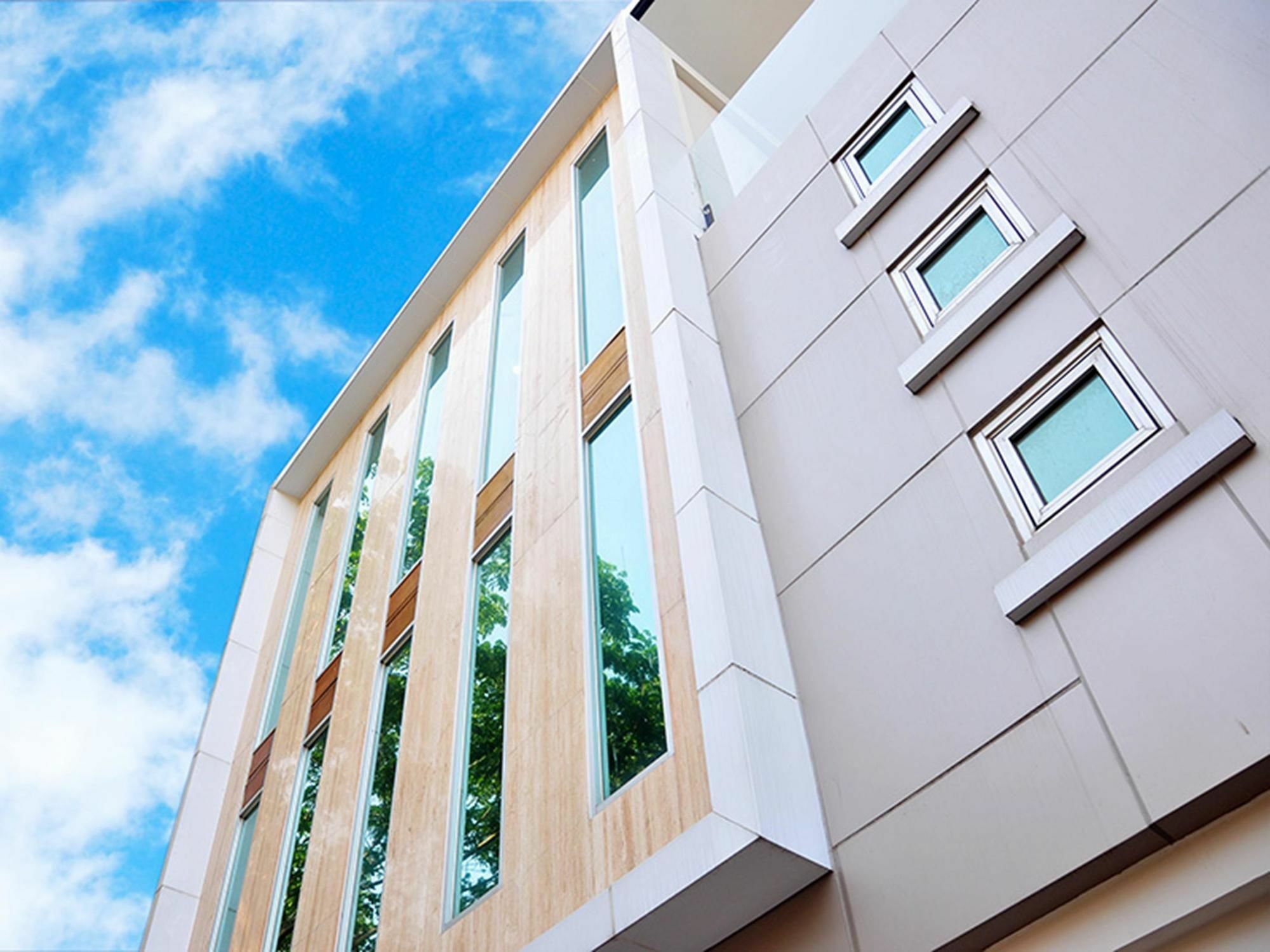 Legreen Suite Kuningan Giacarta Esterno foto